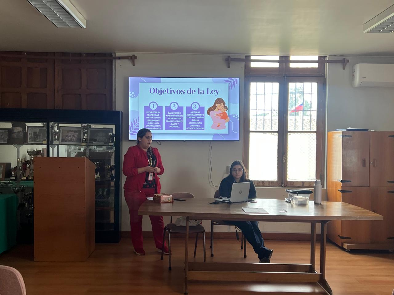 Hospital de San Javier sensibilizó a sus funcionarios con charla sobre Ley Mila